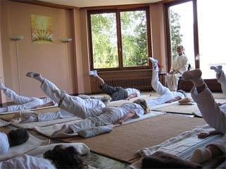 yogacenter_amma